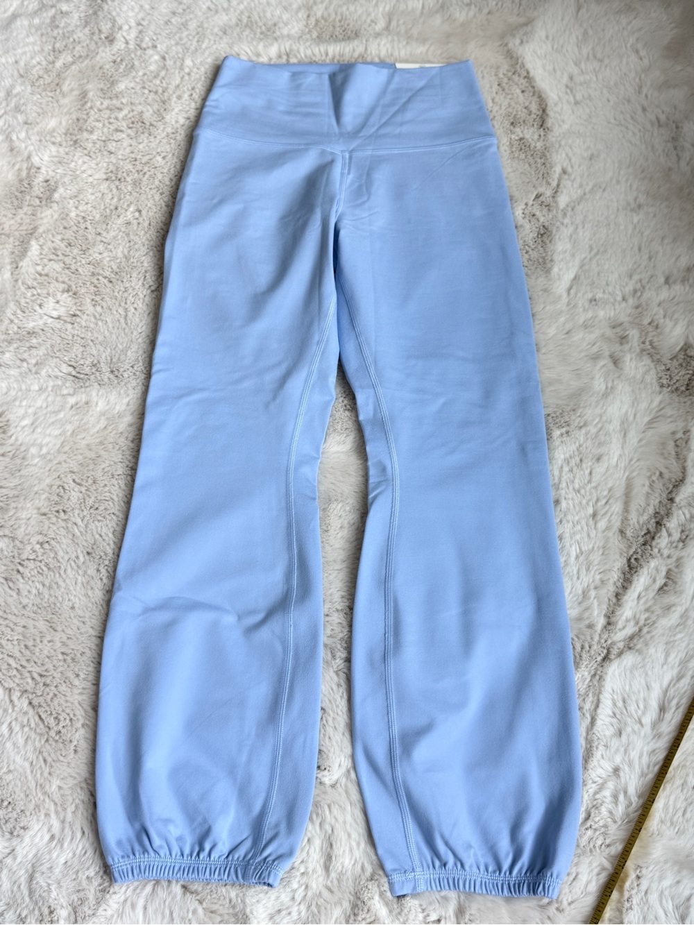 Offline by Aerie The Hugger Cinch pant Hi-Rise Medium Short